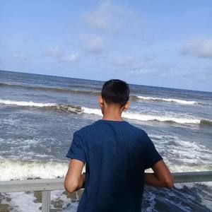 Meet your Posher, Jonathan